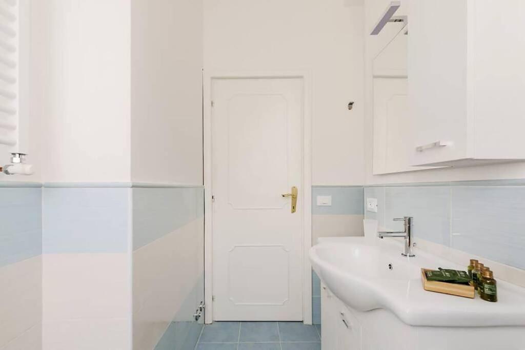 Hostme Piazza Di Spagna Apartament Apartment Rome Exterior photo